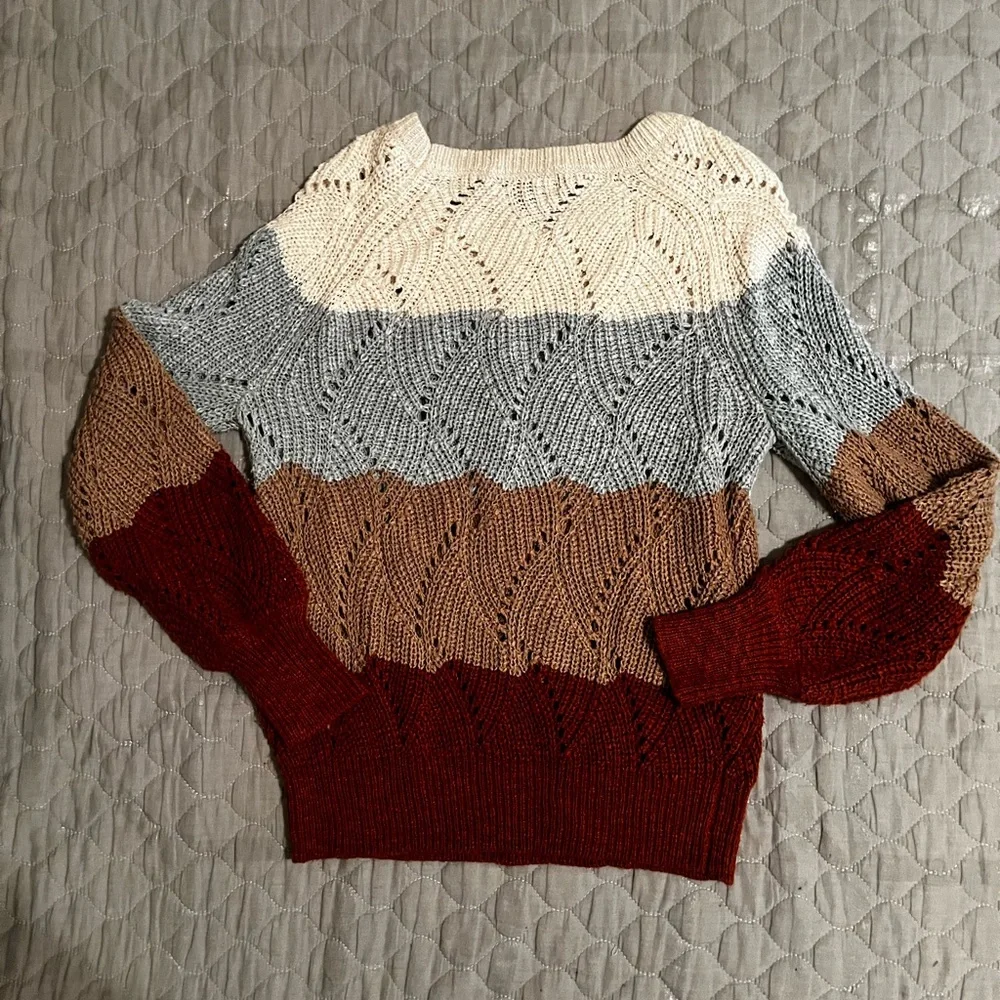ALMOST FAMOUS~ LAYERING MULTI SWEATER~L - Picture 2 of 8